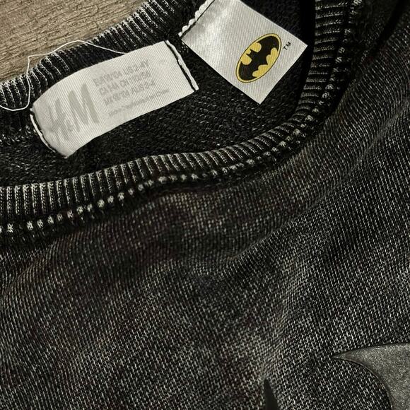 Size 3 H&M Batman Sweatshirt - Picture 3 of 4